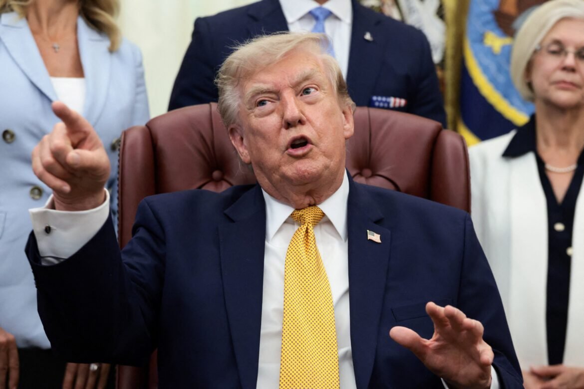 enquanto-trump-promete-cortar-gastos,-divida-dos-eua-bate-recorde-de-us$-40-trilhoes-e-preocupa-investidores-|-g1