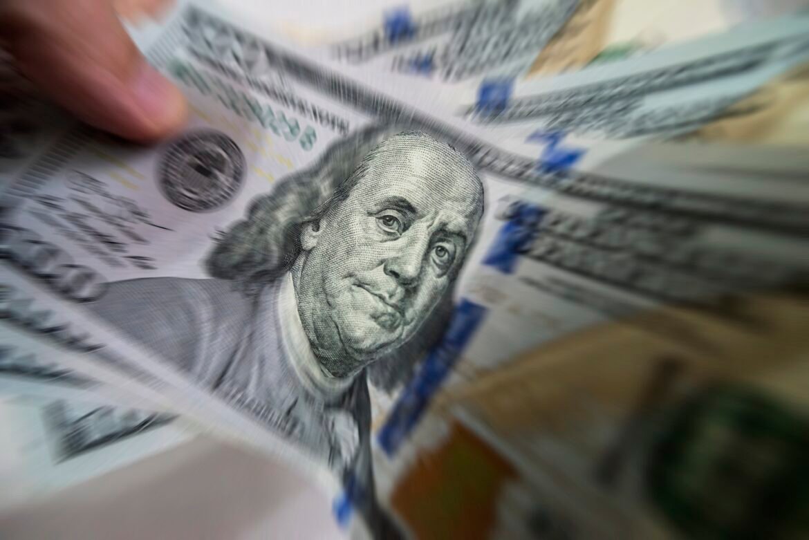 dolar-sobe-e-fecha-a-r$-5,19-de-olho-no-petroleo-e-com-anuncio-do-tesouro-dos-eua;-ibovespa-avanca-|-g1