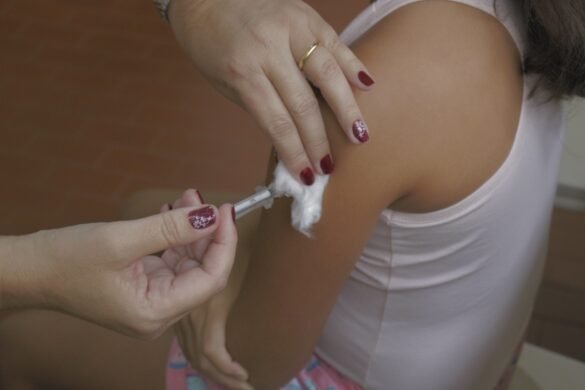 dia-d-de-vacinacao-acontece-neste-sabado-(22)-em-todo-o-pais;-saiba-mais