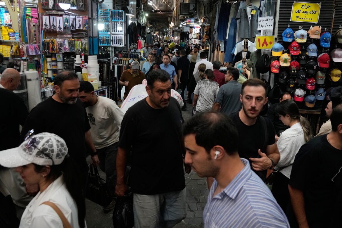 familias-iranianas-lutam-para-comprar-o-basico-em-meio-a-guerra-|-g1