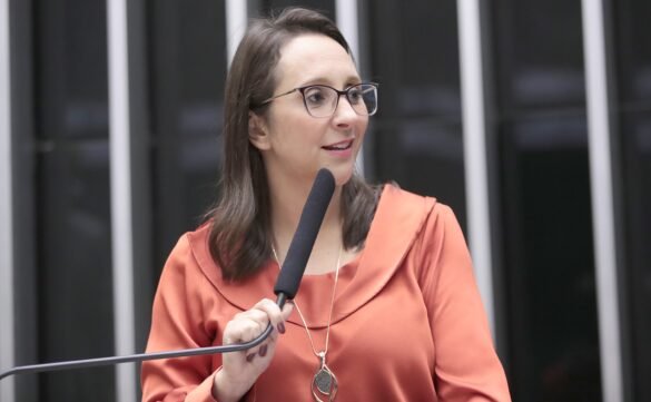 podemos-diz-ao-stf-que-direcao-nacional-nao-tem-controle-sobre-emendas-e-atribui-atraso-a-‘equivoco’