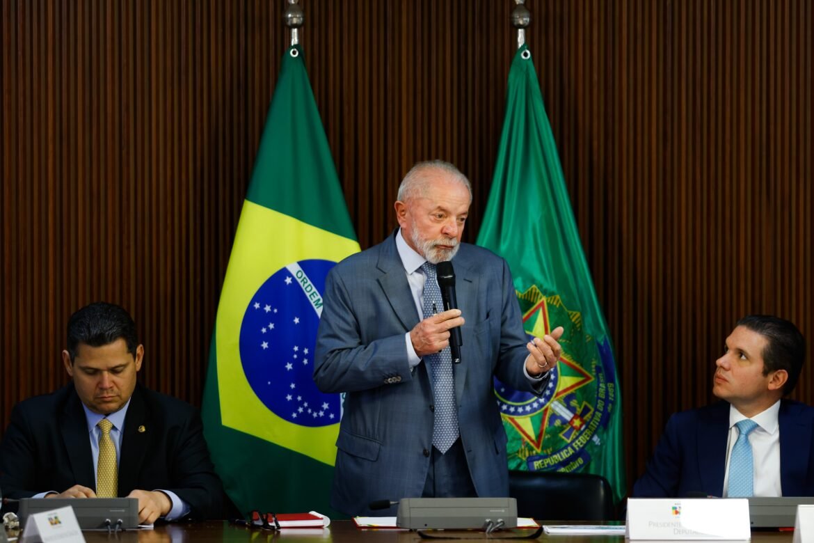 ‘taxa-das-blusinhas’,-fim-da-6×1,-terras-raras:-lula-tenta-destravar-pautas-do-governo-em-reuniao-com-alcolumbre-e-motta