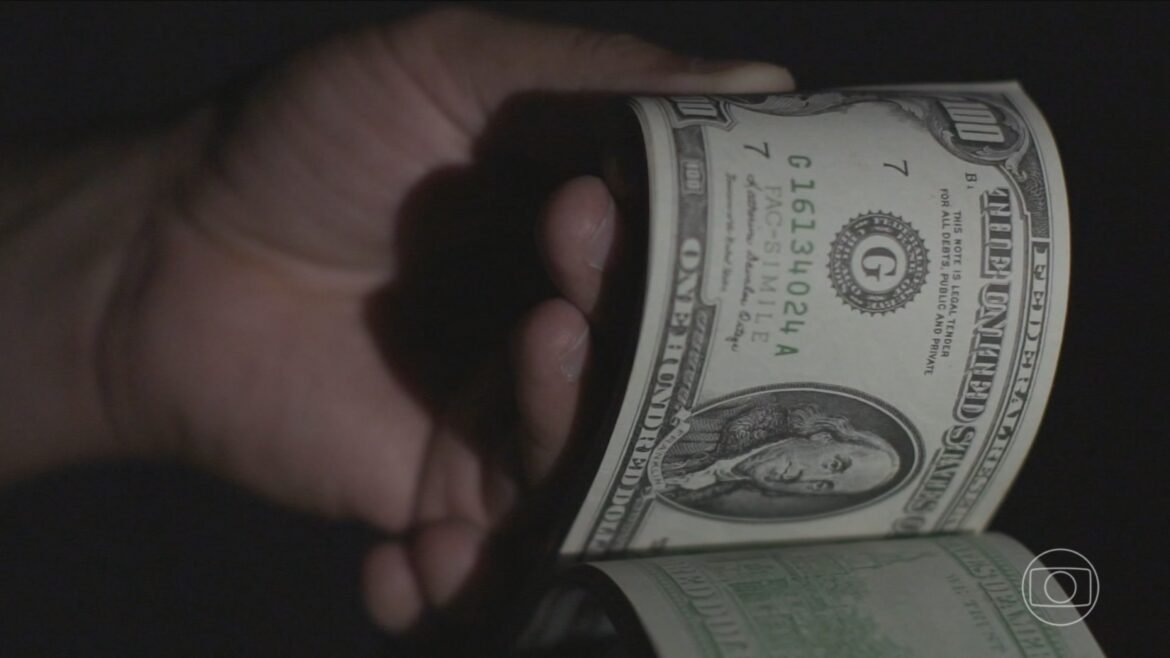 dolar-mais-baixo-e-ferias-escolares-impulsionam-gastos-de-brasileiros-no-exterior-a-us$-2,45-bilhoes-em-julho,-recorde-em-mais-de-30-anos-|-g1