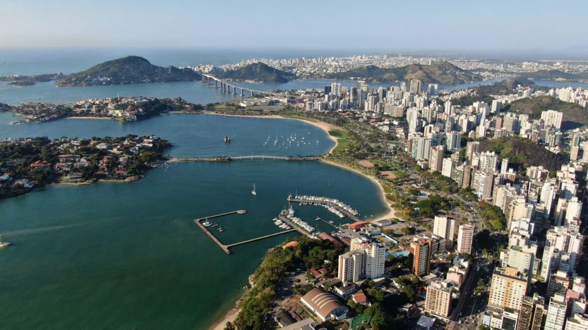 vitoria-sobe-no-ranking-e-e-a-cidade-mais-competitiva-do-brasil-|-g1
