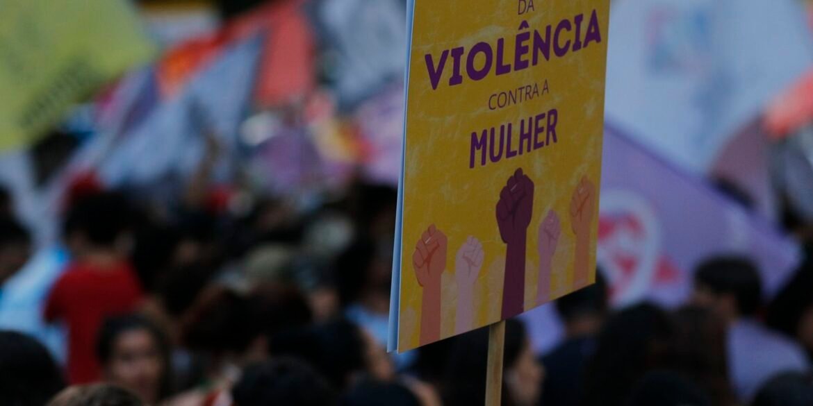 violencia-contra-a-mulher:-7,5-mil-agentes-serao-capacitados