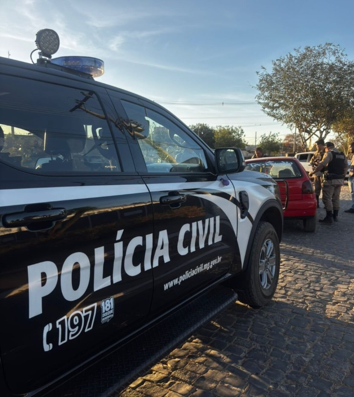 homem-ignora-medida-protetiva,-vai-a-casa-da-ex,-joga-carro-contra-ela-e-acaba-preso-em-januaria