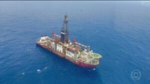 ibama-autoriza-petrobras-a-perfurar-novos-pocos-na-foz-do-amazonas,-diz-agencia-
-|-g1