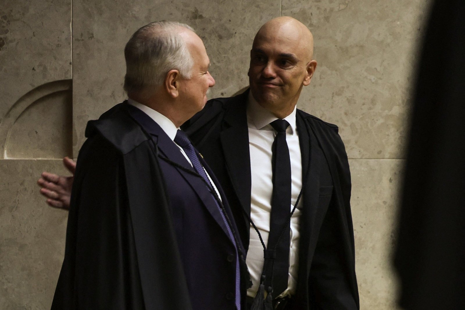 fachin-adia-reuniao-com-oab-e-alega-excesso-de-demandas-nesta-semana