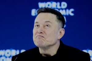 elon-musk-ganha-documentario-de-4-horas-com-versao-criada-por-ia-|-g1