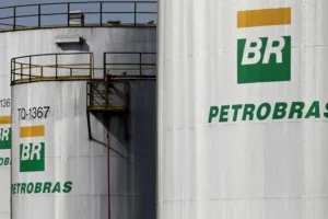petrobras-eleva-preco-da-gasolina-para-distribuidoras,-mas-preco-final-nao-deve-mudar;-entenda-|-g1