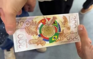 india-vai-pressionar-por-criacao-de-moeda-digital-do-brics-apesar-de-obstaculos,-diz-agencia-|-g1
