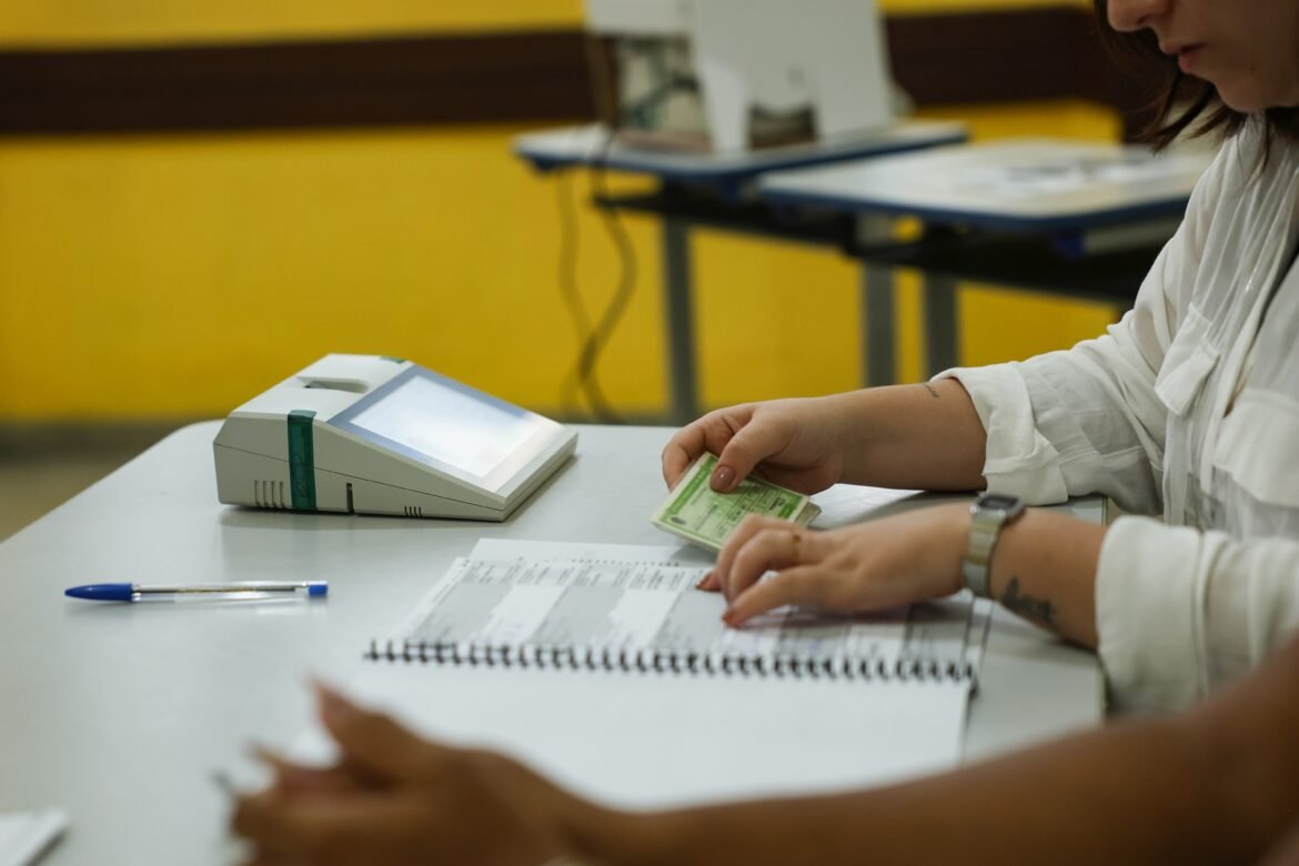 eleicoes-2026:-descubra-como-funciona-a-folga-eleitoral-e-quais-sao-seus-direitos