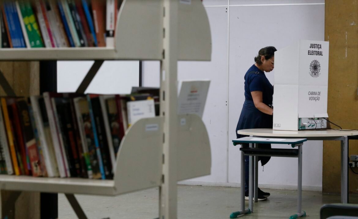 video:-como-consultar-o-horario-e-local-de-votacao?