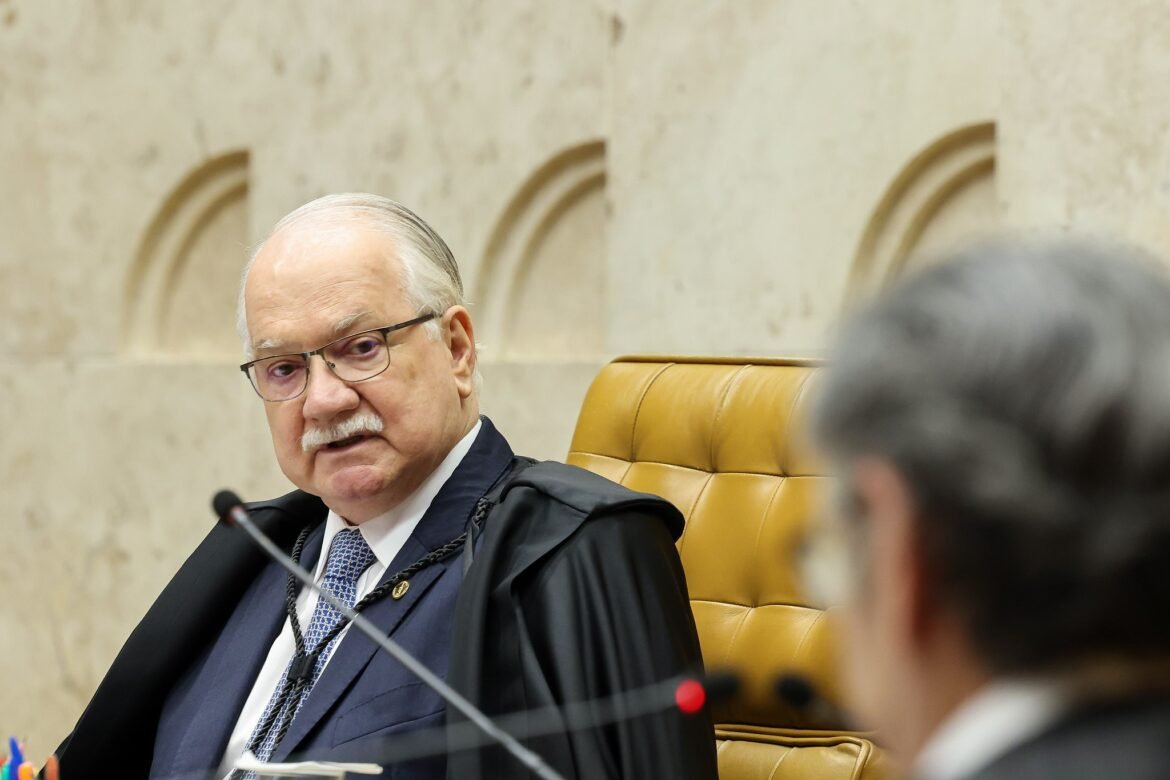 ‘fachin-fatalmente-tera-que-tomar-uma-nova-postura’-sobre-julgamento-do-dia-23,-diz-jurista