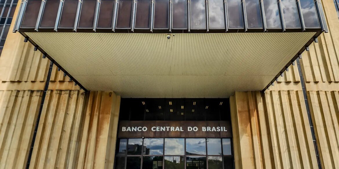 bc-reduz-projecao-de-crescimento-da-economia-para-1,8%