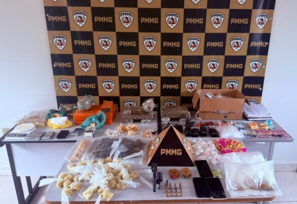 operacao-apreende-drogas,-arma-e-municoes-em-itacarambi