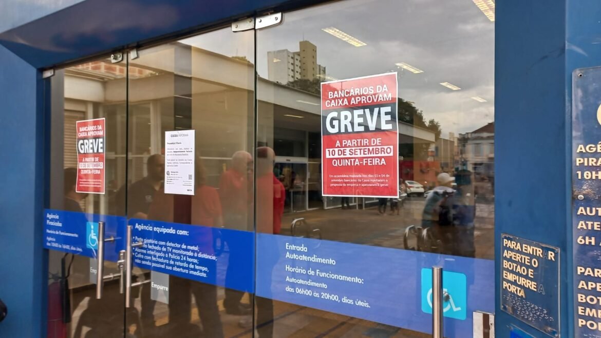 tst-determina-que-ao-menos-60%-dos-funcionarios-da-caixa-trabalhem-durante-greve-|-g1