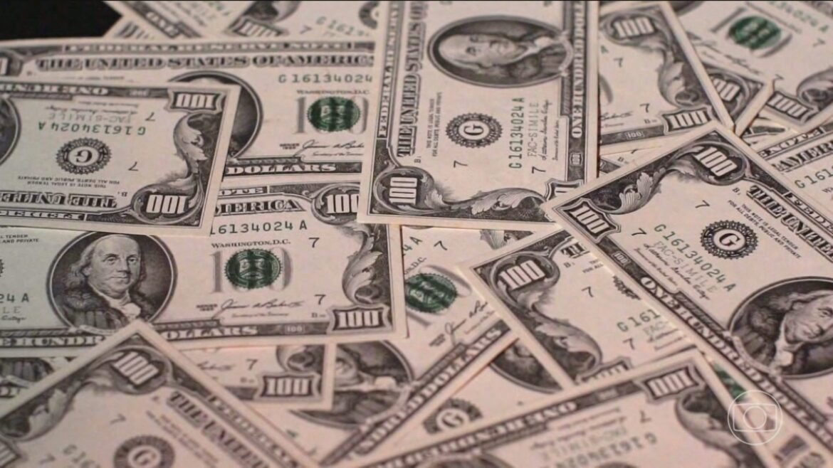 dolar-abre-em-queda,-com-inflacao-dos-eua-e-contas-publicas-no-foco-|-g1