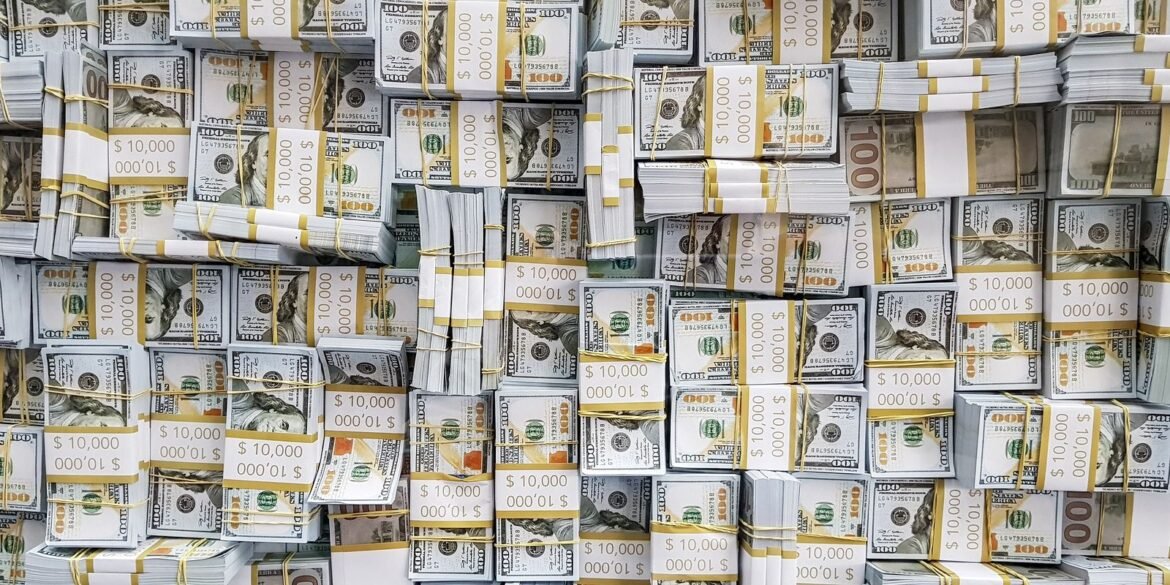 dolar-fecha-acima-de-r$-5,22-em-dia-de-mal-estar-global