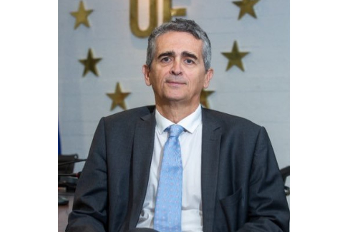 entrevista:-ue-acha