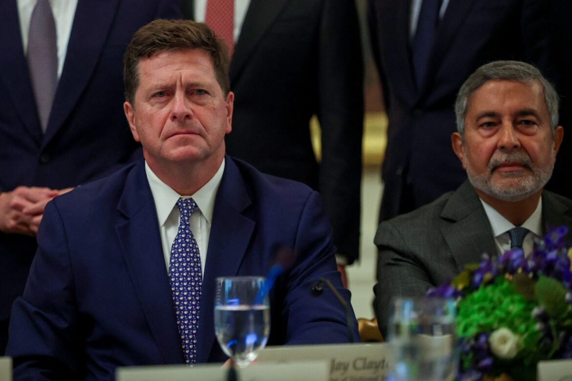 trump-deve-nomear-jay-clayton-como