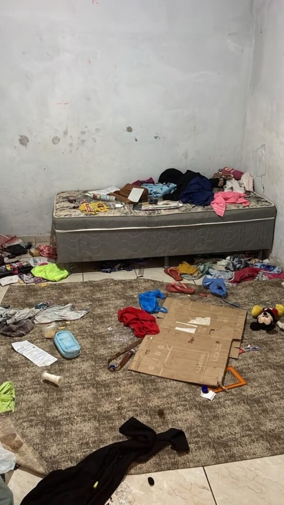 filhos-sao-presos-por-maus-tratos-a-mae-cadeirante-em-montes-claros;-casa-tinha-condicoes-precarias-de-higiene