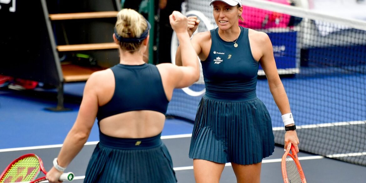 dupla-de-luisa-stefani-avanca-as-quartas-do-wta-1000-de-pequim