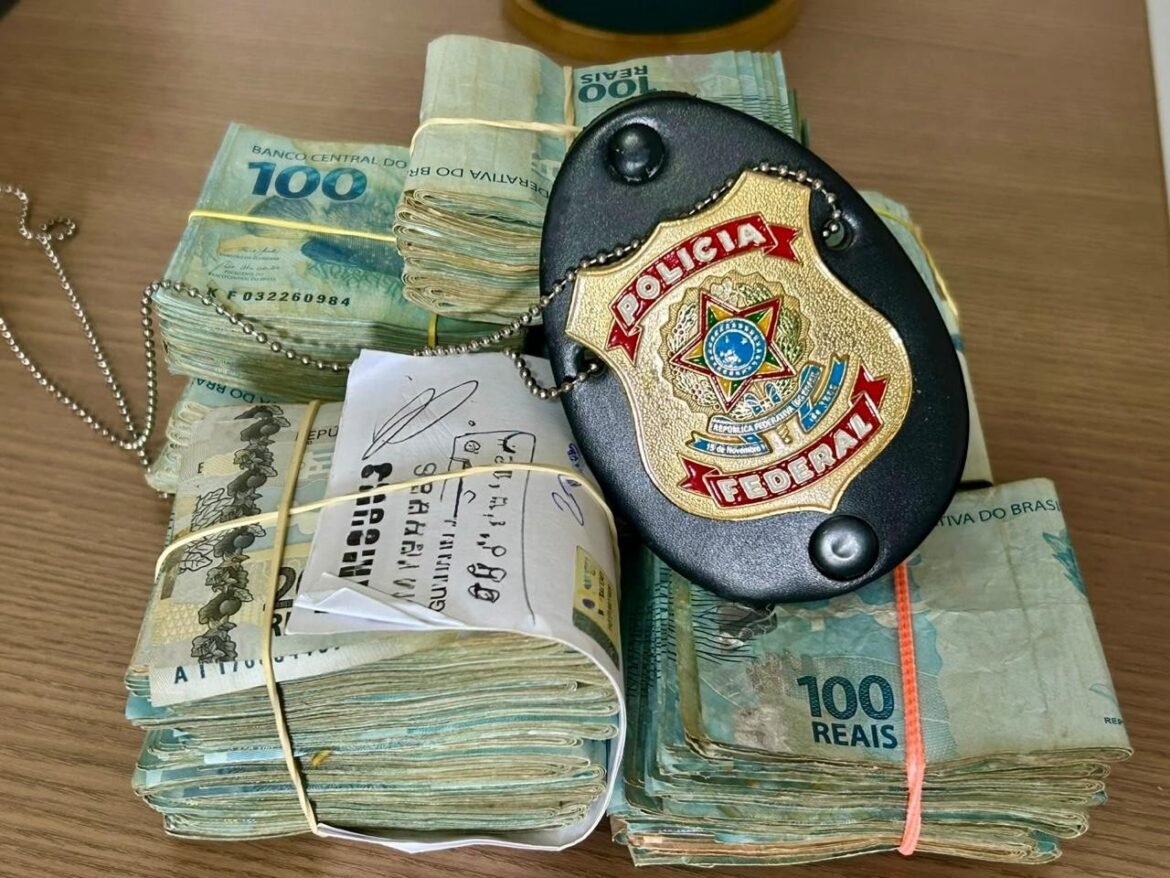 pf-apreende-r$-80-mil-durante-apuracao-de-crimes-eleitorais-no-norte-de-mg