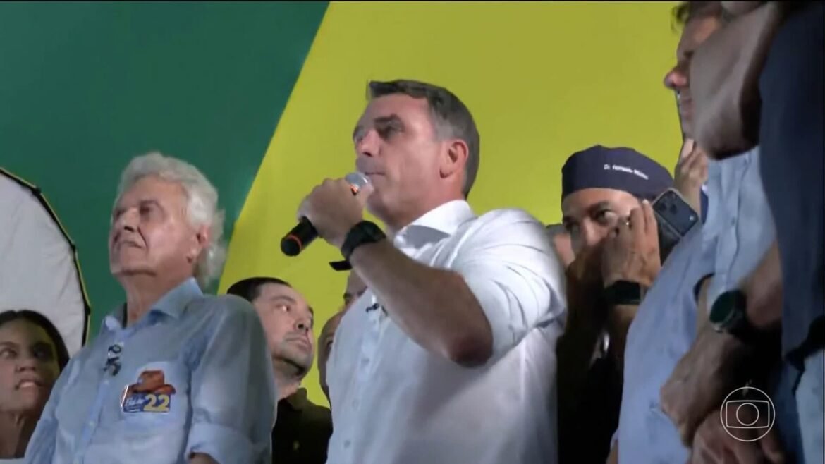 flavio-diz-que-fala-sobre-‘mudar-a-constituicao’-se-refere-a-maioridade-penal-e-reforma-no-stf