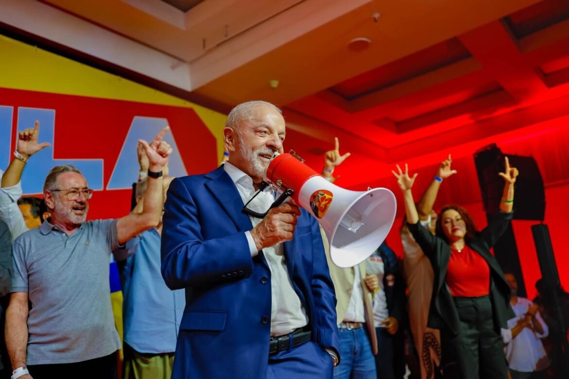 fa-clubes-de-artistas-pop-se-mobilizam-em-apoio-a-lula-nas-redes-|-g1
