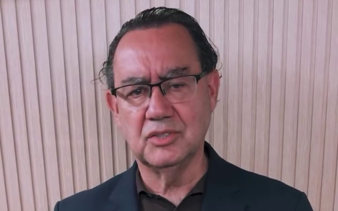 augusto-cury-diz-que-apoio-a-flavio-bolsonaro-nao-e-‘cheque-em-branco’:-‘iremos-cobrar’