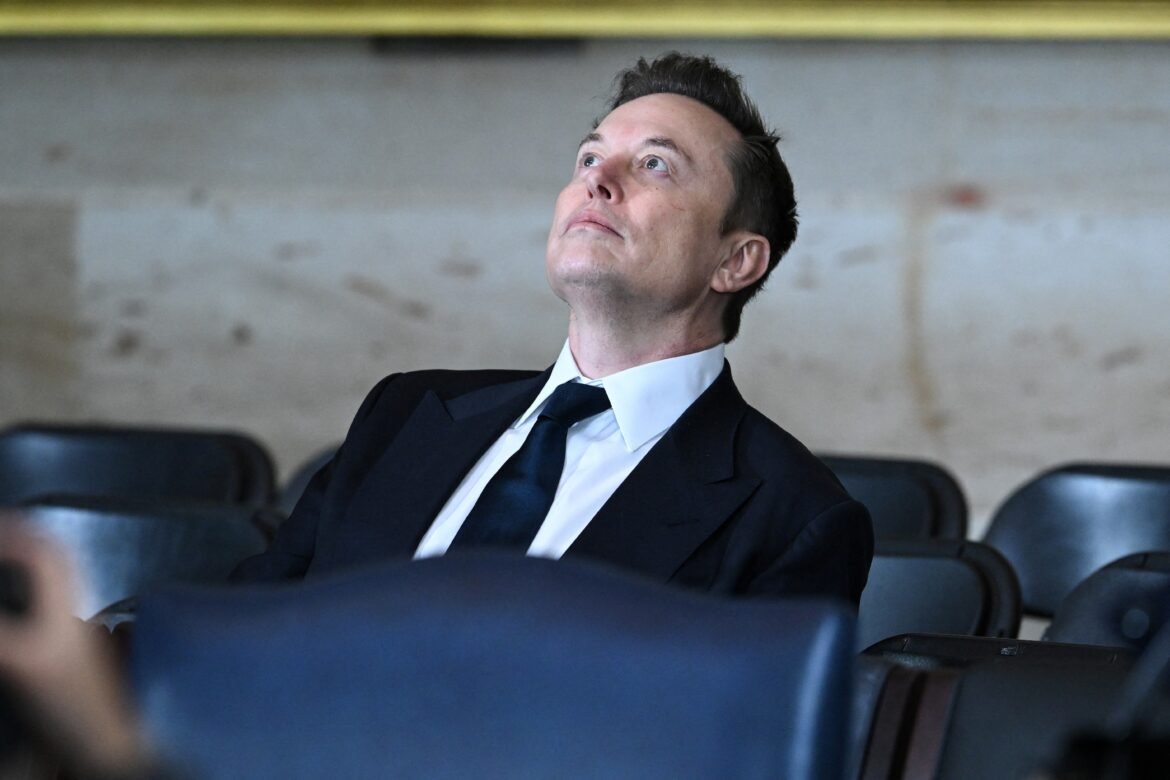 fortuna-de-elon-musk:-simulador-permite-gastar-us$-1-trilhao-|-g1