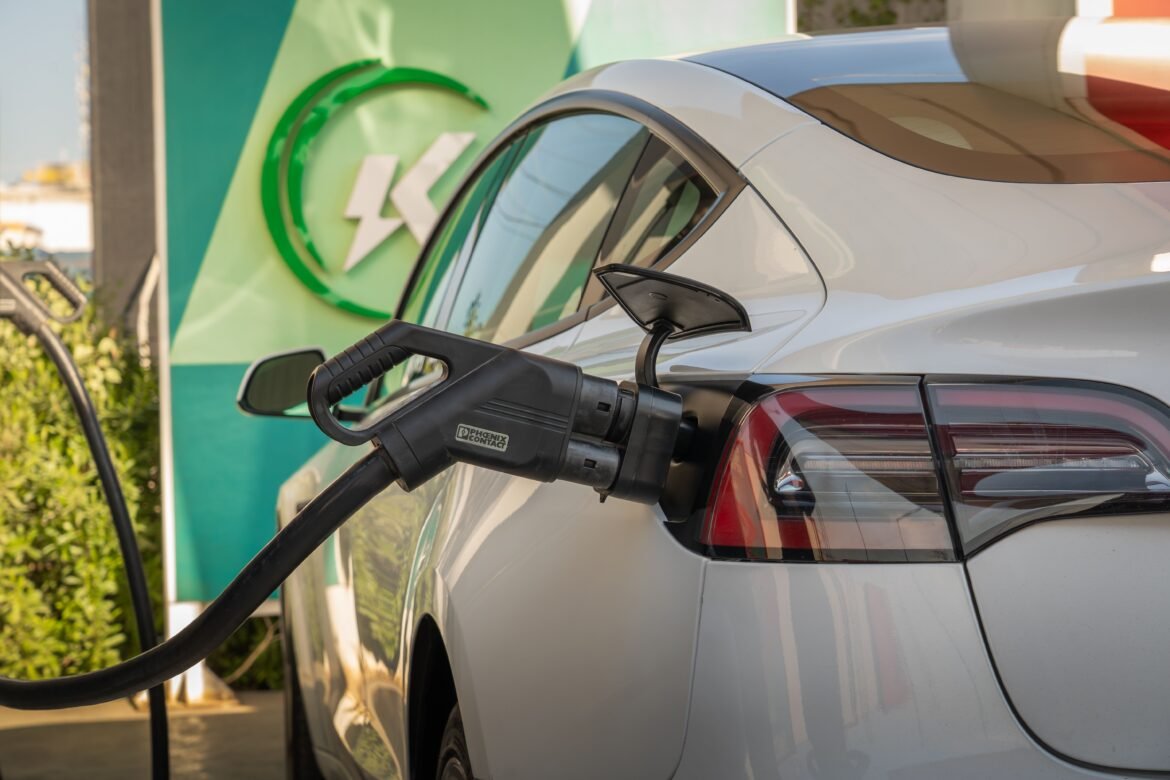 87%-dos-brasileiros-consideram-comprar-carro-eletrico;-preco-da-gasolina-pesa-na-decisao-|-g1