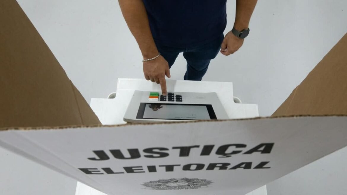 de-desilusao-com-a-politica-a-viagens:-abstencao-nas-eleicoes-de-2026-e-a-maior-desde-1998