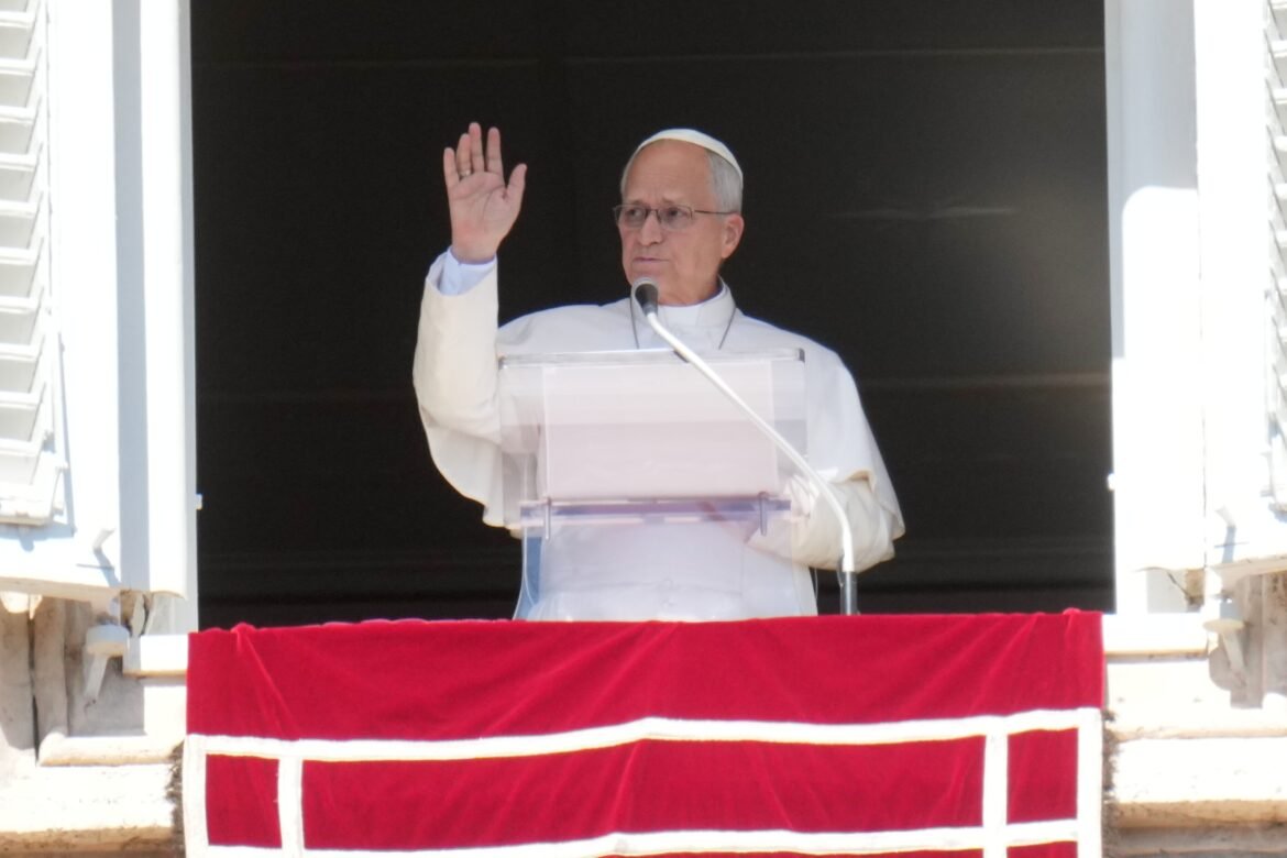 papa-leao-xiv-sera-internado-nesta-terca-para-operacao-de-retirada-de-nodulo-no-pulmao