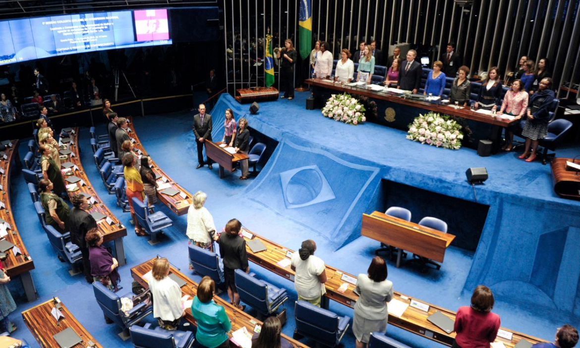 o-movimento-contra-o-voto-feminino-–-no-brasil-e-no-mundo-–-o-assunto-#1823