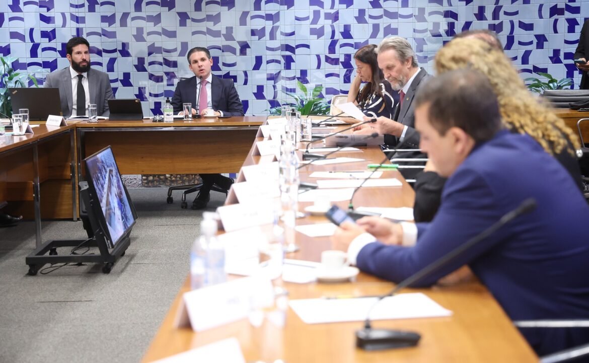 aliados-de-motta-fazem-contas-para-mante-lo-na-presidencia-da-camara-e-centrao-fala-em-‘autopreservacao’