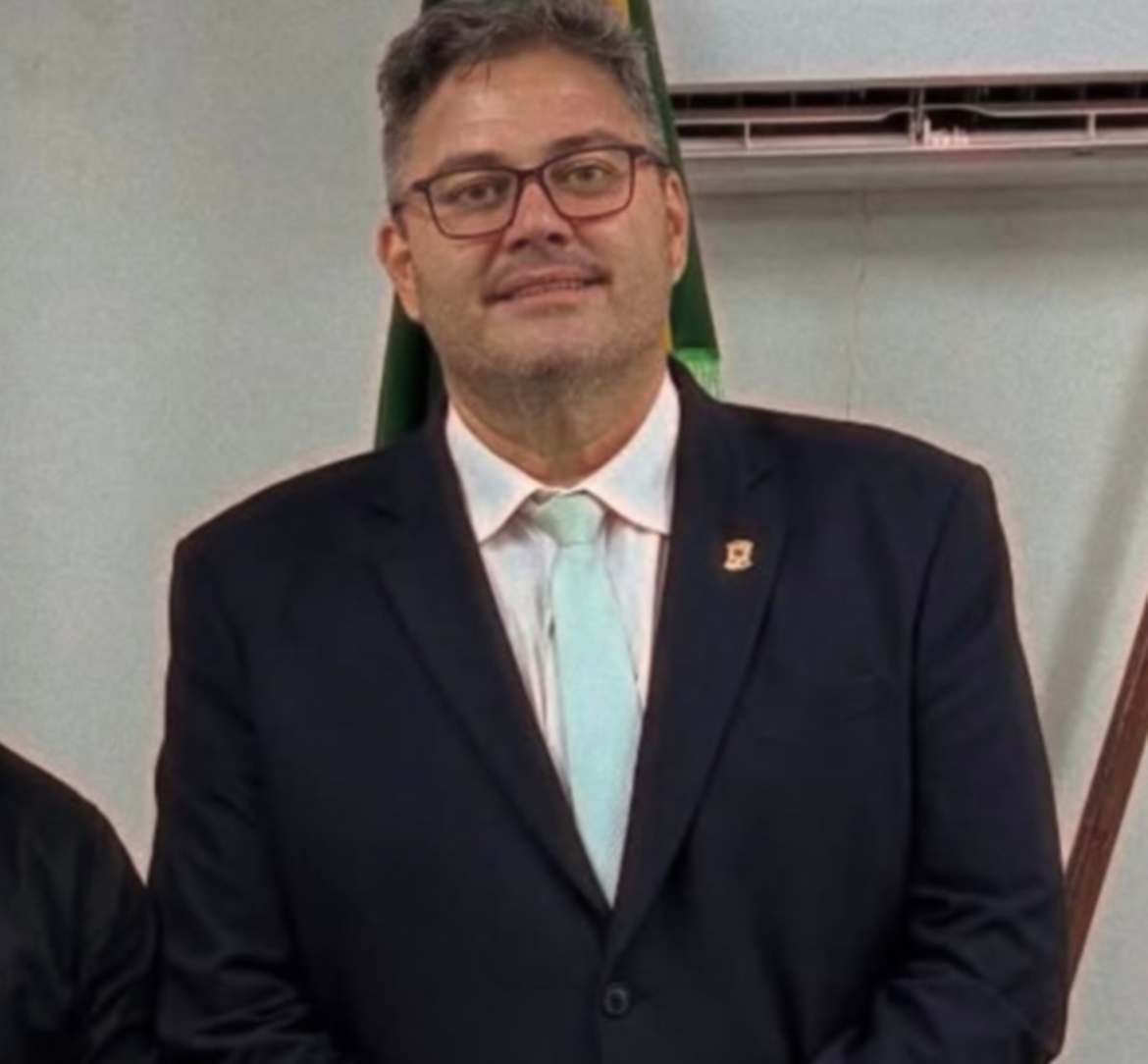 presidente-da-camara-de-francisco-sa-assume-prefeitura-apos-cassacao-dos-mandatos-da-prefeita-e-do-vice