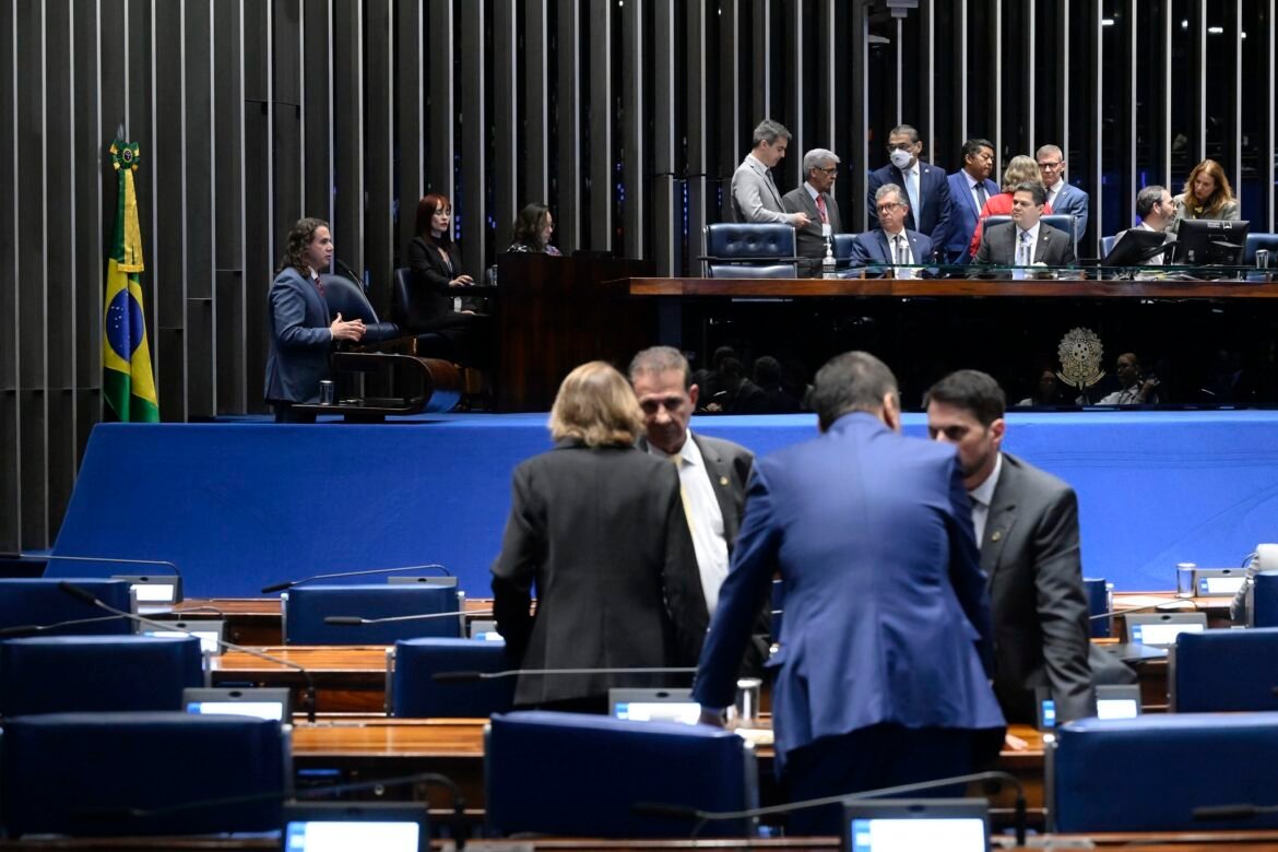 fim-da-escala-6×1:-veja-a-repercussao-da-decisao-|-g1