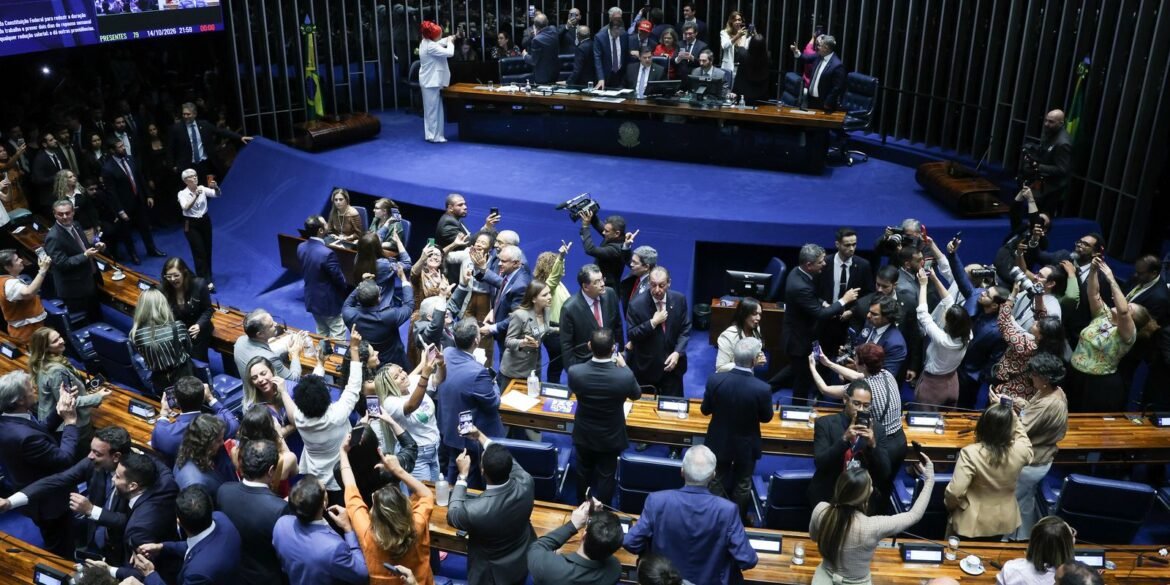 senado-aprova-fim-da-escala-6×1-e-reducao-da-jornada-de-trabalho