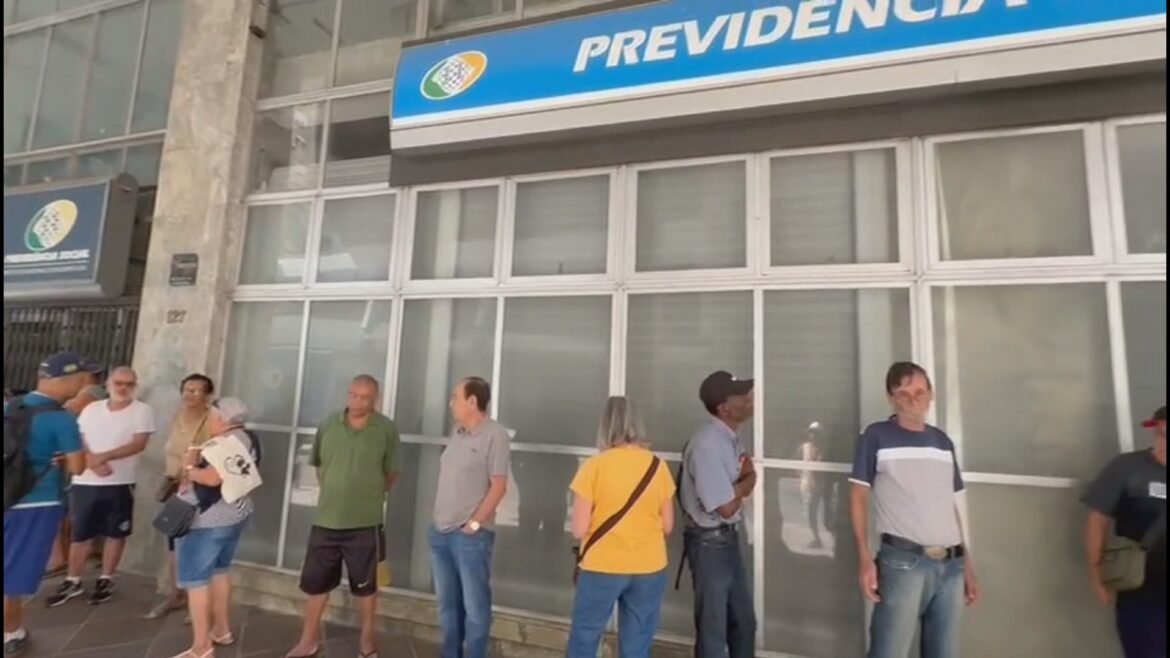 salario-minimo:-veja-o-que-ja-defenderam-as-campanhas-dos-candidatos-a-presidente