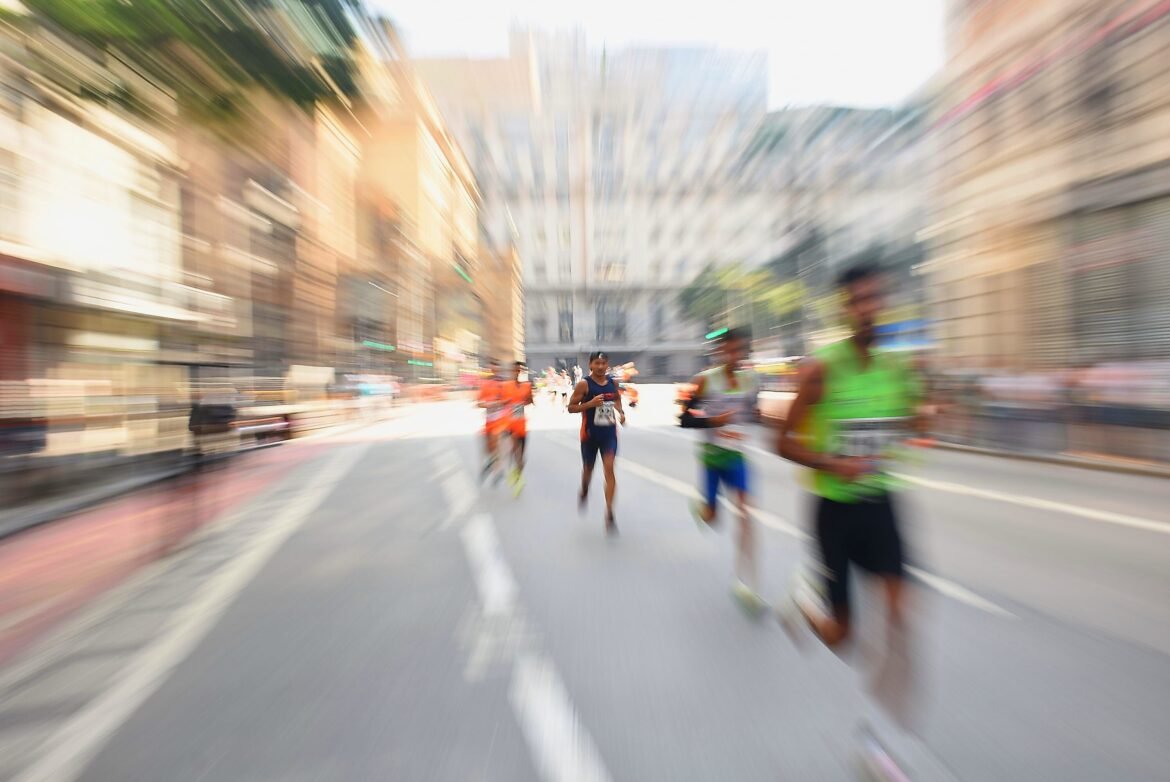 79-dias-apos-morte-de-corredor-em-sp,-prefeitura-lanca-protocolo-com-atendimento-em-3-minutos,-uso-de-adrenalina-e-reforco-contra-calor