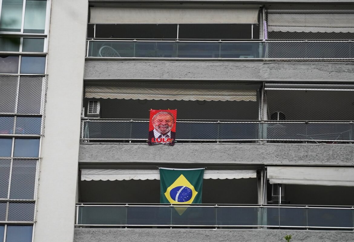 datafolha:-brasil-vive-polarizacao-politica-para-78%