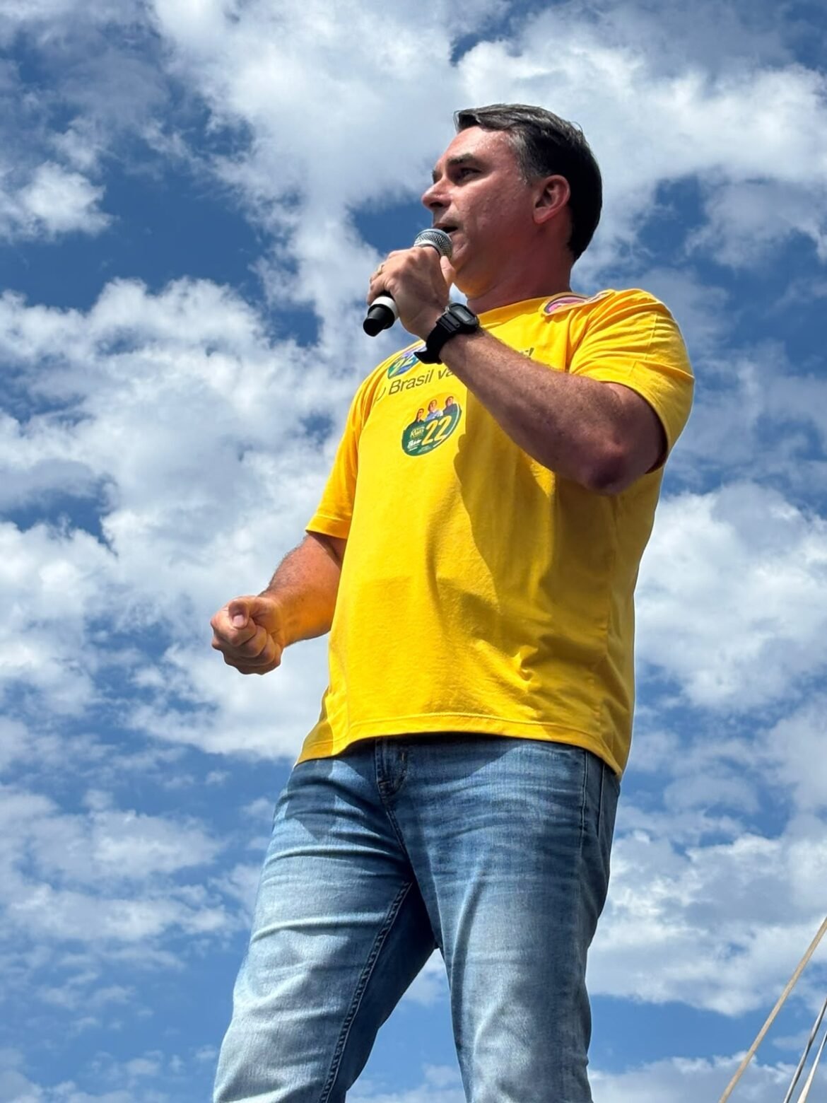 stf-abre-inquerito-para-apurar-suposta-lavagem-de-dinheiro-envolvendo-flavio-bolsonaro-e-o-advogado-willer-tomaz