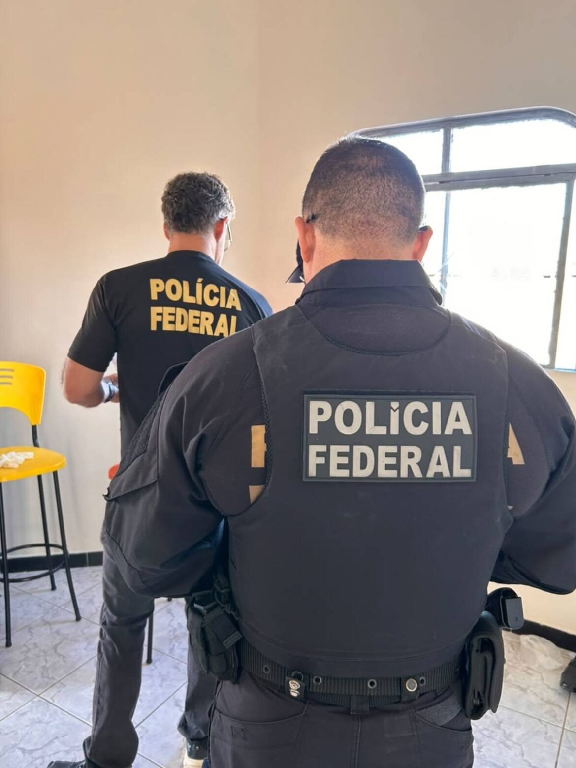 pf-prende-em-flagrante-suspeito-de-armazenar-arquivos-de-violencia-sexual-contra-criancas-e-adolescentes-em-janauba