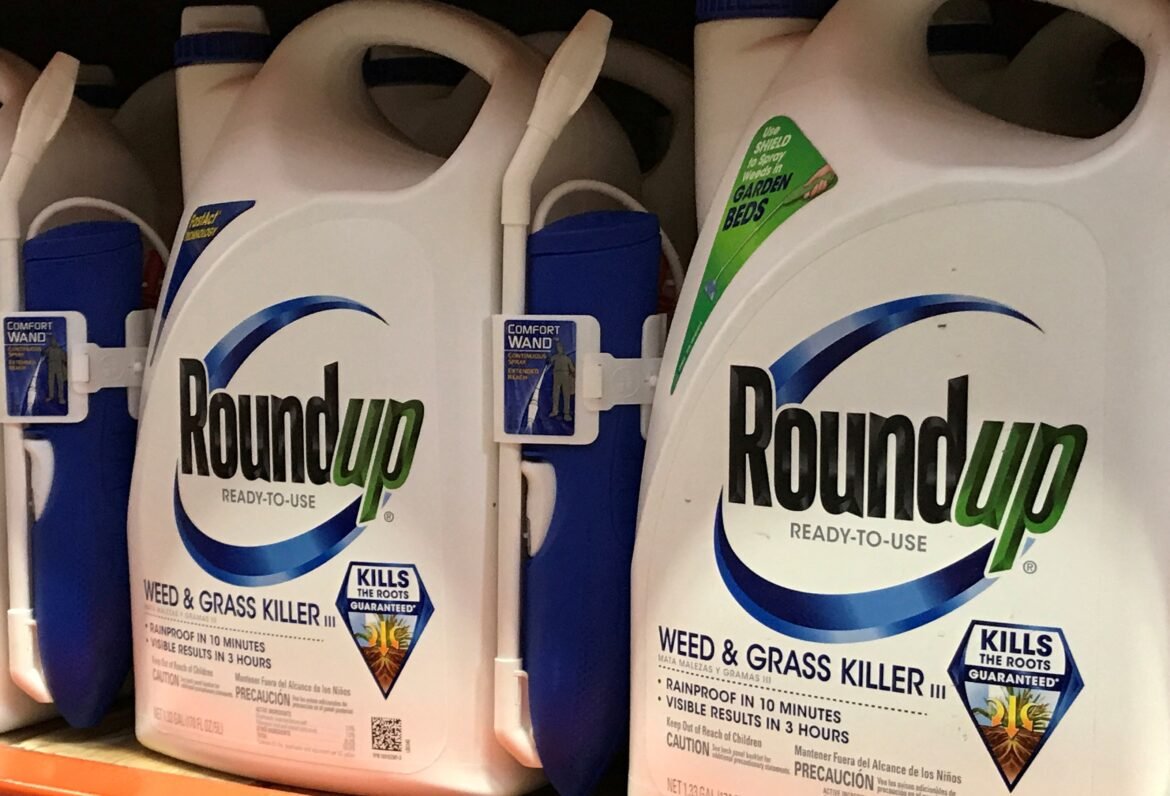 juri-dos-eua-decide-a-favor-da-bayer-em-acao-sobre-cancer-ligado-a-agrotoxico-|-g1