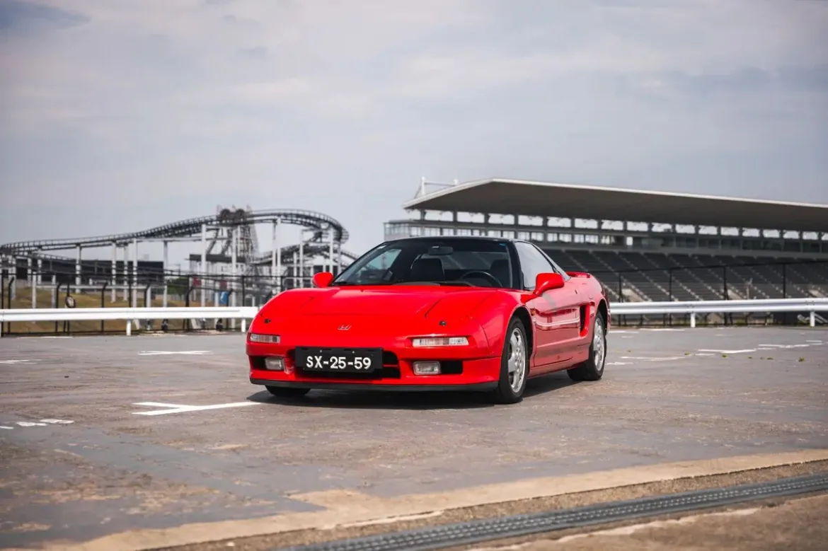 carro-de-senna-sera-leiloado-neste-sabado-e-pode-passar-de-r$-5-milhoes;-veja-como-ele-e-|-g1