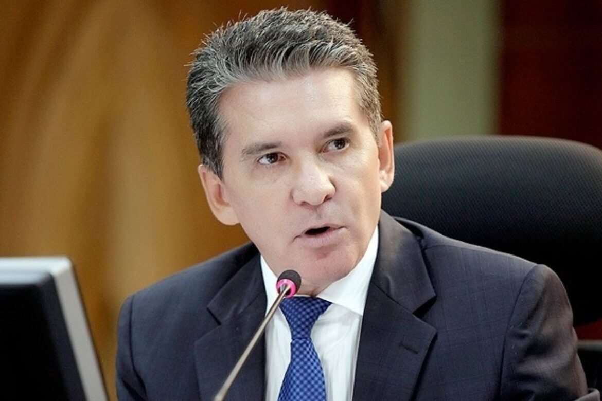 imagens-de-circuito-interno-mostram-saques-suspeitos-dentro-do-tribunal-de-contas-do-mt